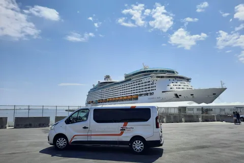 Porto o città di Ravenna : Transfer aeroportuale di sola andata per l'aeroporto di Treviso
