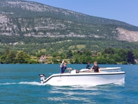 Veyrier-du-Lac, elektrisches Boot und Fahrradlebnis - Housity