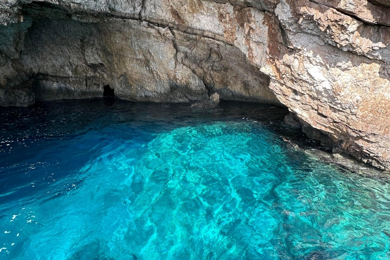 Shipwreck & Blue Caves - Land & Sea Tour (Small Group) Guided tour in english - italian - polish