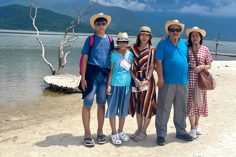 Hue: Privatwagen nach Hoi An über Hai Van Pass, Goldene Brücke