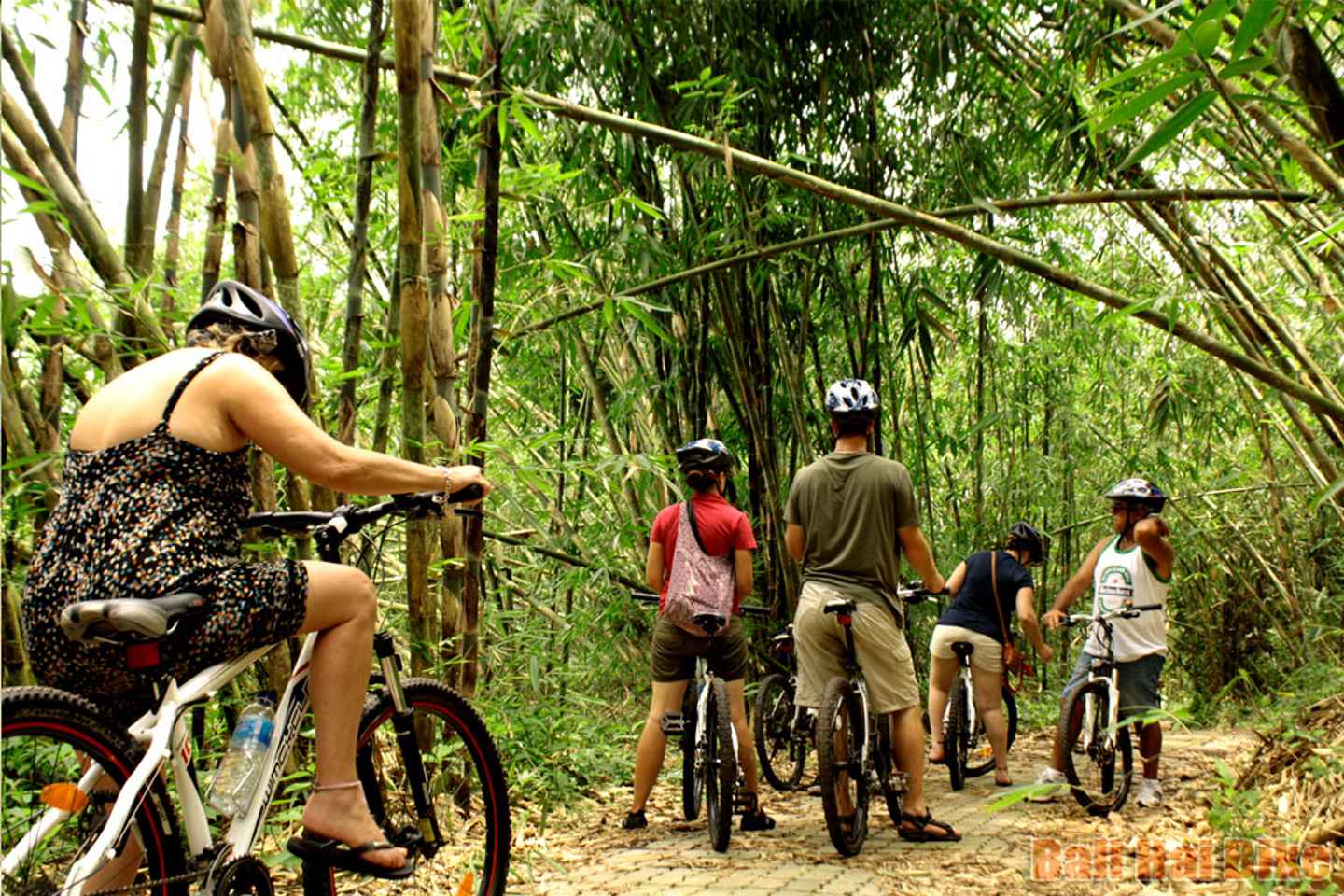 things to do in nusa dua | take a beautiful countryside bike tour in bali