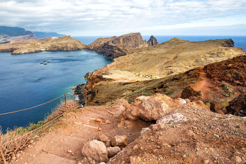 Madeira: PR8 Caniçal Vereda Ponta São Lourenço Ticket Included Madeira: PR8 Caniçal Vereda Ponta de São Lourenço Ticket Included