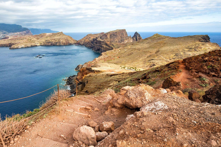 Madeira: PR8 Caniçal Vereda Ponta São Lourenço Ticket Included Madeira: PR8 Caniçal Vereda Ponta de São Lourenço Ticket Included