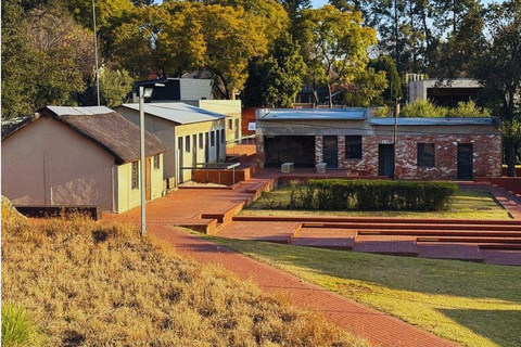 Johannesburg: Full Soweto Township & City Tour (Exclusive)