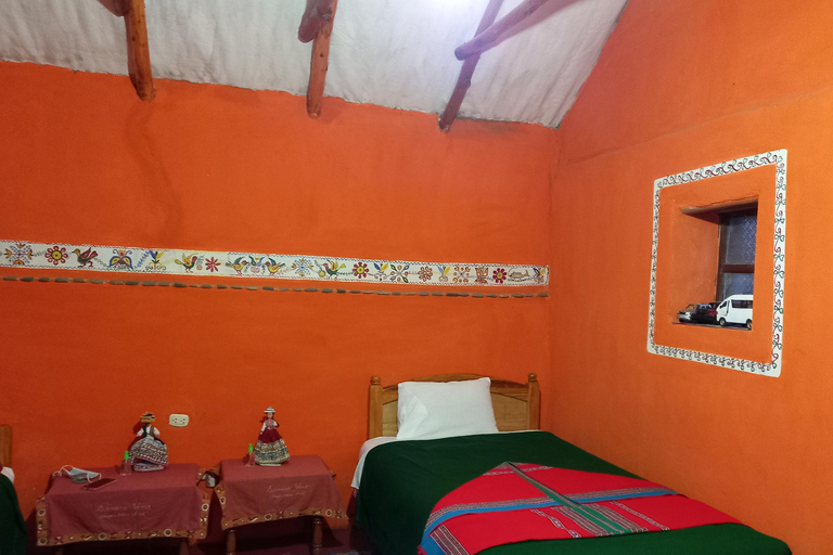 Arequipa: 2-Day Colca Canyon Tour to Puno with Homestay