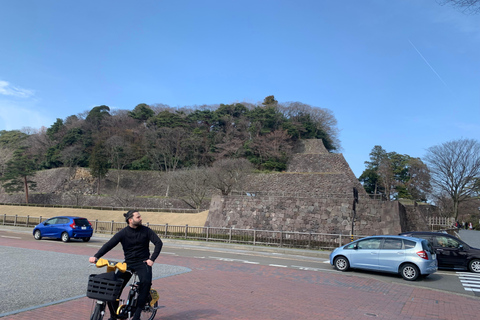 Kanazawa Ninja Temple Half Day E-bike tour