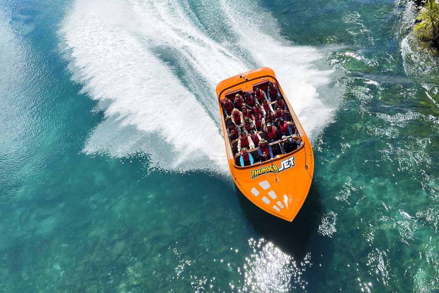 Queenstown: Jet Boat Adventure with Thunder Jet - 30-Minute Experience