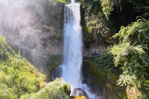 Z Salonik: Vergina, Agios Nikolaos i EdessaZ Salonik: Wergina, Agios Nikolaos i Edessa