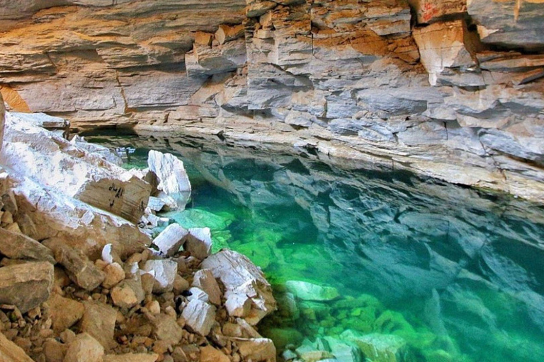 Grotta di Heet e dune di sabbia rossa