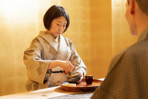 Sapporo: Kimono Experience and Matcha Tea Ceremony