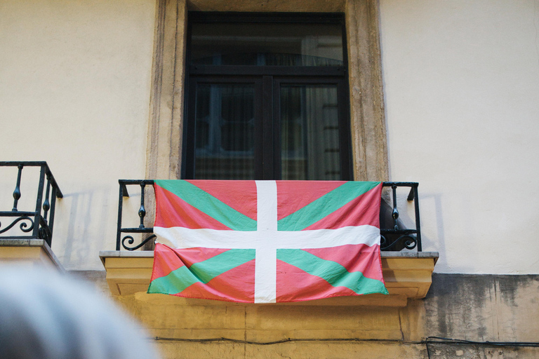 San Sebastián: Eat Pintxos Like a Local Food Tour Eat pintxos as a local in San Sebastian