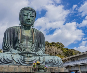 Kamakura: Walking Tour through the City of Samurai