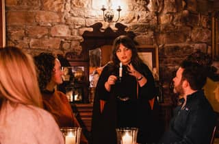 Edinburgh: Underground Vaults Evening Ghost Tour mit Whisky