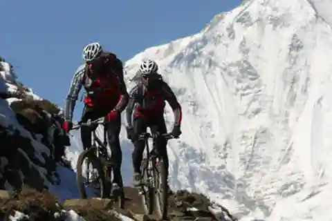 Kathmandu and Surrounding Full-Day Mountain Biking Tour