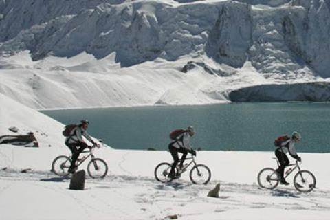 Katmandú: tour de día completo en bicicleta de montaña