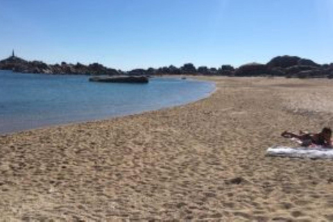 Rubber dinghy day trip in the Corsican archipelago