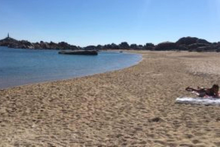 Rubber dinghy day trip in the Corsican archipelago