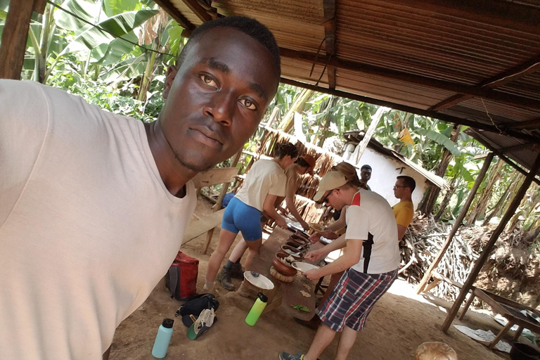 Arusha: Excursão guiada na cidade e aula de cozinha tradicional