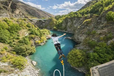 Private Arrowtown, Wanaka & Day Tour from Queenstown,8 Hours Private Tour – 1–3 Pax – 8 Hours