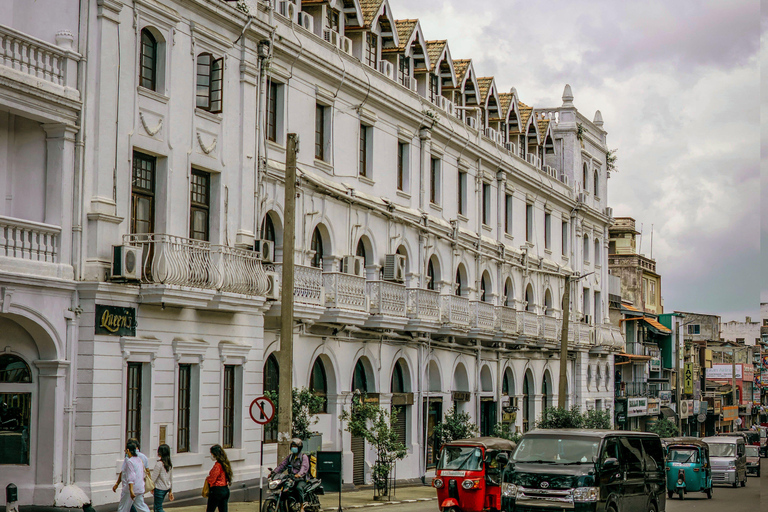 Sri Lanka 4 Day Tour: Colombo, Bentota, Ella, Kandy