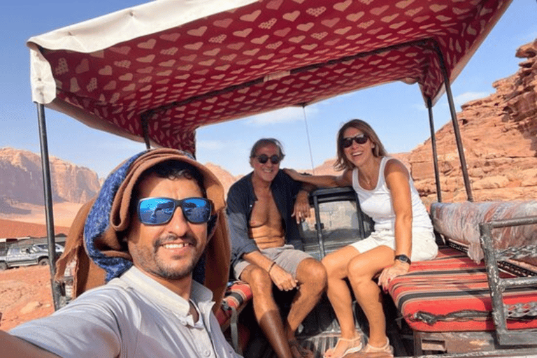 Wadi Rum Desert: Full Day Jeep Tour &amp; Traditional Lunch