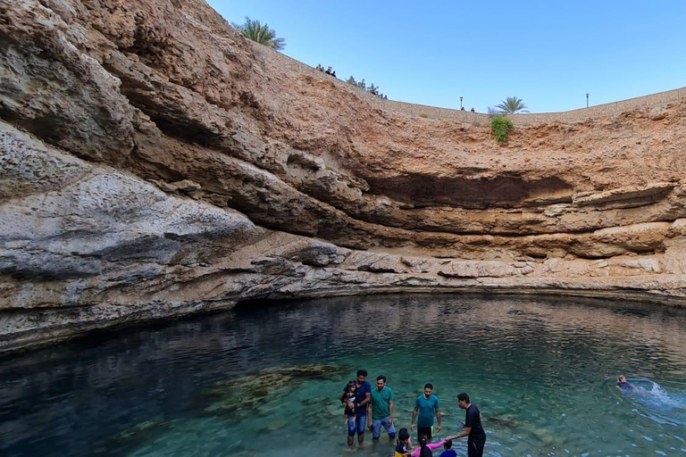 Muscat: Grand Mosque, Sinkhole, & Fins Beach - Romantic Cave