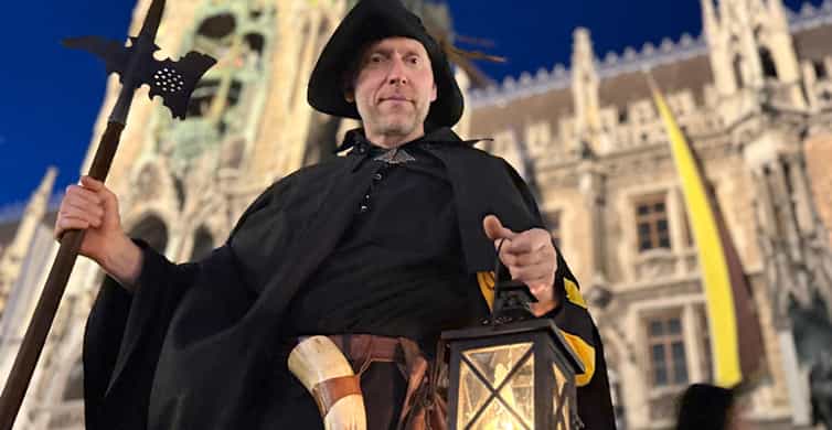 Munich: Night Watchman Walking Tour photo 13