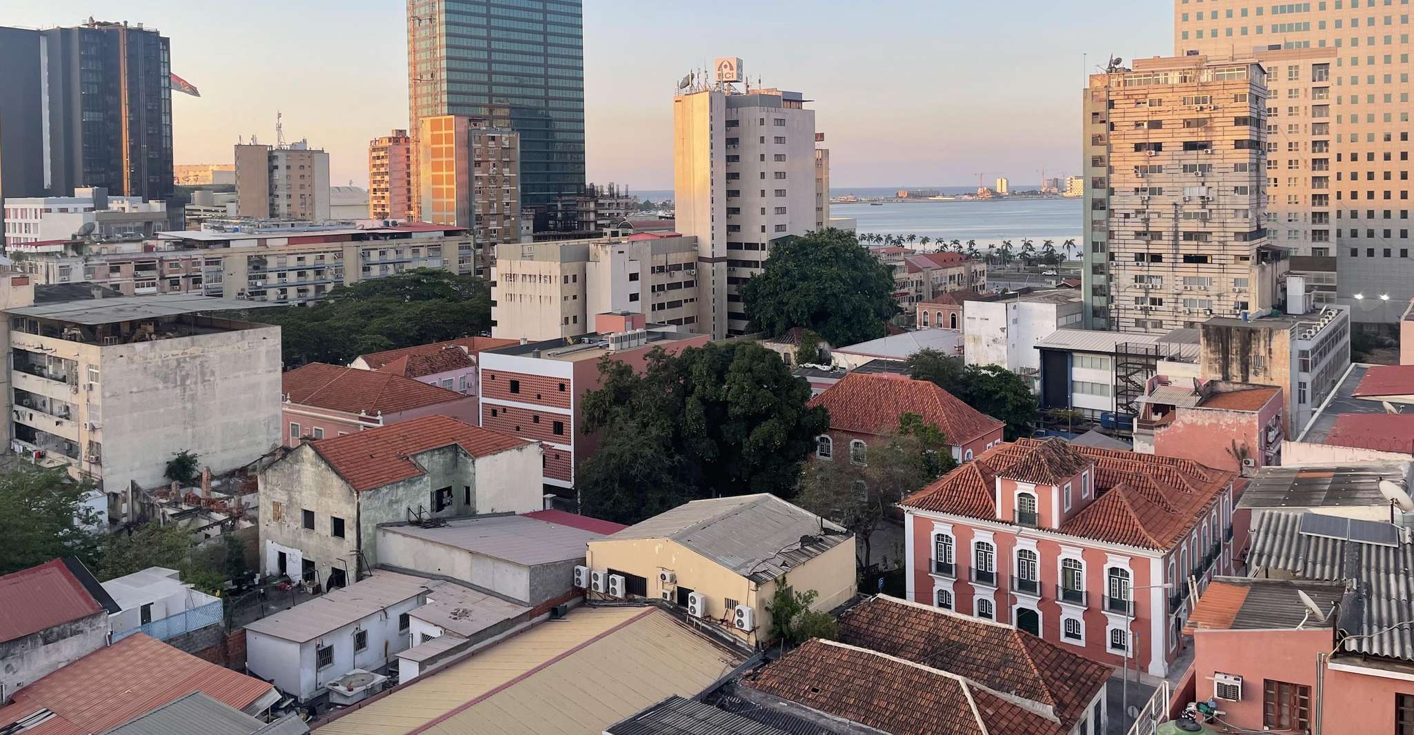 Luanda City Tour, Explore the city's history and lifestyle - Housity