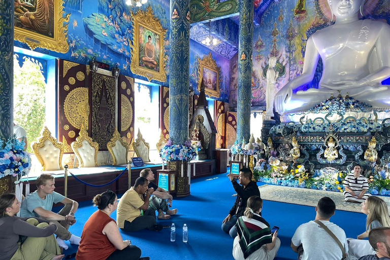 Chiang Rai:Guided Highlights Full-Day Tour-FREE LUNCH BUFFET Experience the Wonders of Chiang Rai with Free Thai Buffet