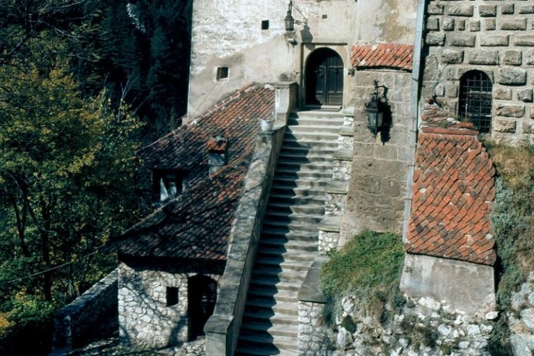 Bukareszt: 12-godzinna wycieczka do Peles, zamku Drakuli i BraszowaWycieczka do zamku Braszowa i Drakuli