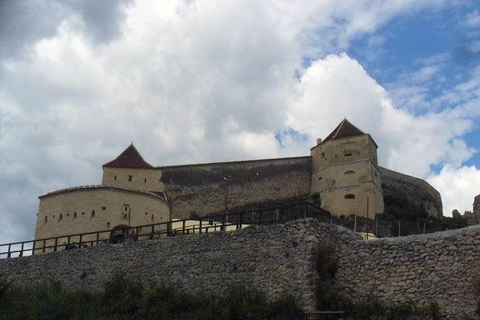 Bucarest: Visita de 12 horas a Peles, el Castillo de Drácula y BrasovVisita al castillo de Brasov y Drácula