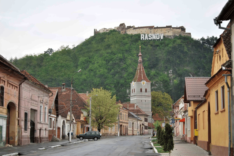 Bukarest: 12-Stunden-Tour durch Peles, Draculas Schloss, BrasovAb Bukarest: Tagestour nach Brasov und zum Dracula-Schloss