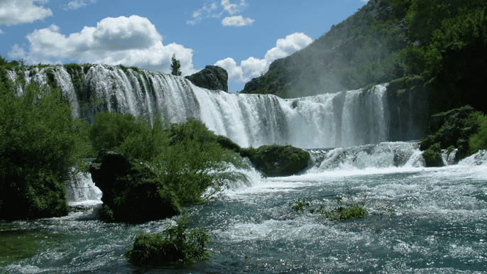 zrmanja viagem de dia inteiro de canoa ou caiaque em kaštel Žegarski