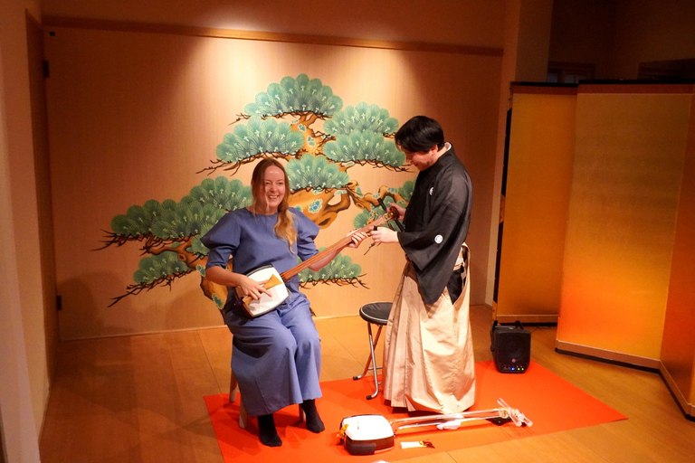 Tokyo: Japanese Culture Experience & Artist Talk (12 seats) Tokyo Nihonbashi: Exclusive Rakugo Show & Artist Talk