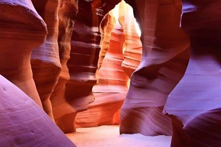 Von Phoenix: All-Inclusive-Tour durch den Upper Antelope Canyon. Foto: GetYourGuide Von Phoenix: All-Inclusive-Tour durch den Upper Antelope Canyon. Foto: GetYourGuide