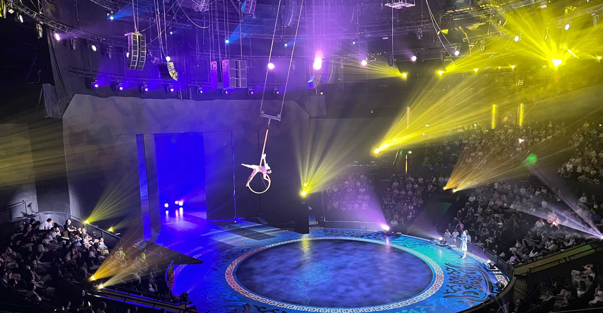 Shanghai: Circus World ERA Theatre Acrobatics Ticket photo 5