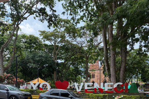 Medellin: Private Cerro Tusa Eco Park & Venecia Hacienda