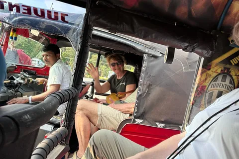 Colombo: City Sightseeing Tour by Tuk-Tuk with Pickup