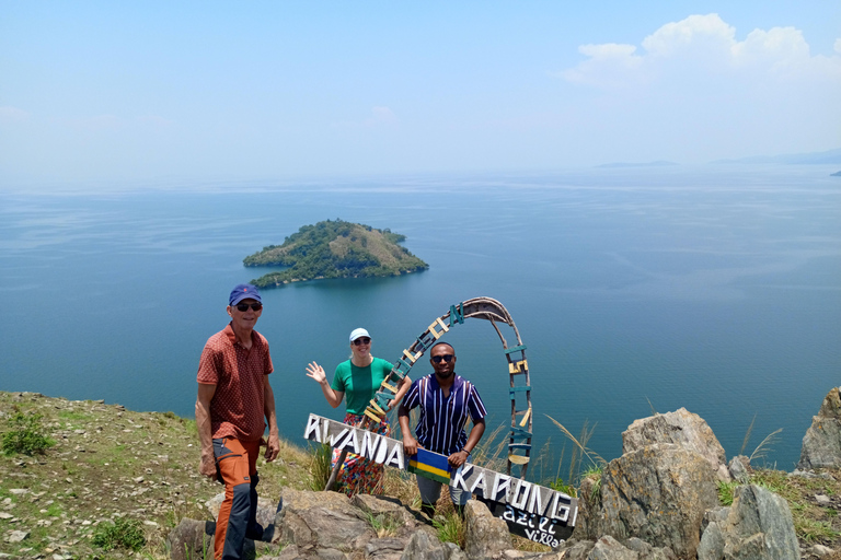 Kigali: 10-Day Rwanda Cycling Tour with Volcano Hike