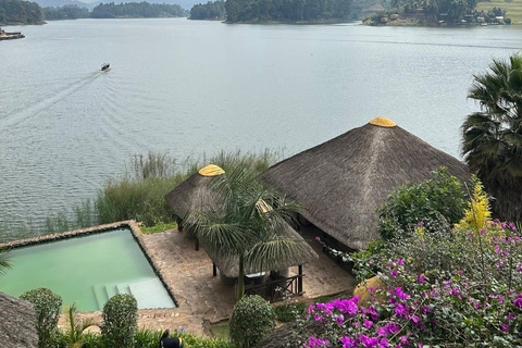 THREE (3) DAYS UGANDA GORILLA SAFARI WITH LAKE BUNYONYI.