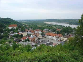 Von Warschau: Ganztägige private Tour durch Kazimierz Dolny Art Town Von Warschau: Ganztägige private Tour durch Kazimierz Dolny Art Town