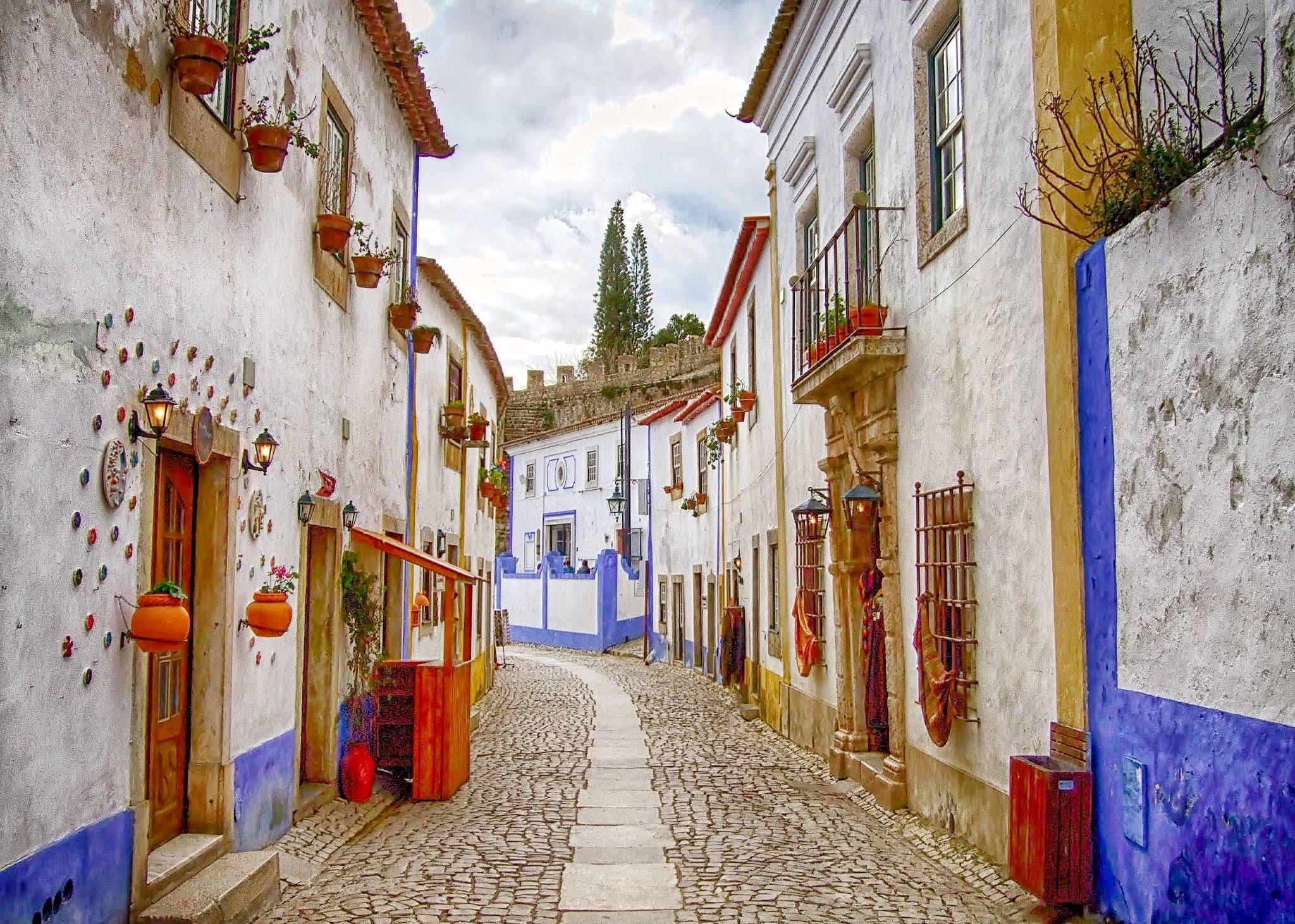Von Lissabon aus: Óbidos und Nazaré Private Halbtagestour