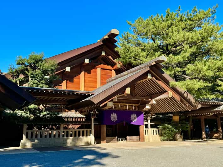 Nagoya: Wycieczka z przewodnikiem po świątyni Atsuta i muzeum mieczy
