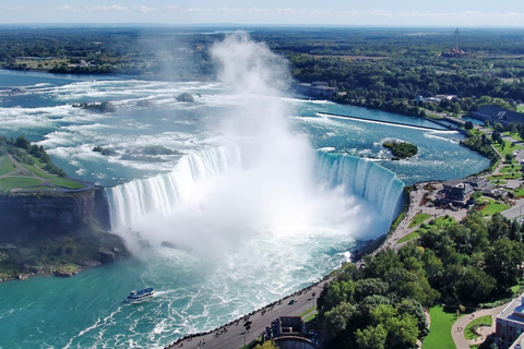 Toronto: Niagara Falls Guided Tour Toronto: Niagara Falls Guided Tour and Behind the Falls