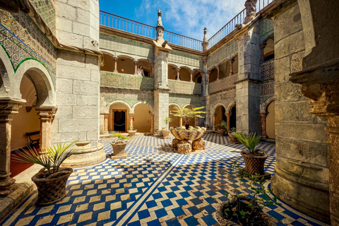 From Lisbon: Sintra, Pena, Regaleira & Cascais Day Trip Private Full Experience: Day trip (Spanish Host)