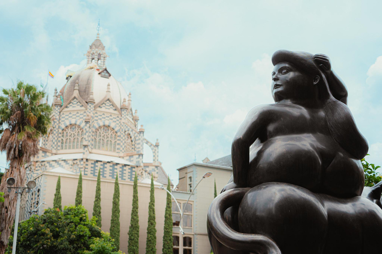 Medellín: City Transformation Tour with Tricycle Ride