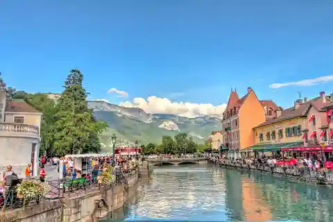 Best of Annecy: Private Walking Tour with a Local