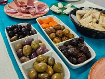 Ville de Tavira et fabrique d'olives