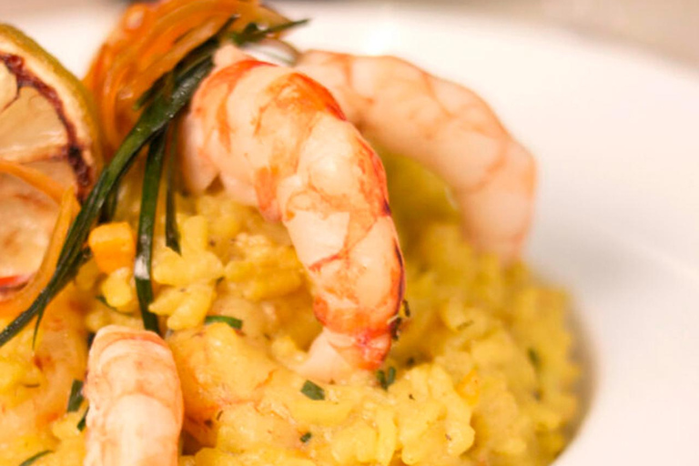 El Querandi VIP: Gourmet Dinner + Tango Show + Transfer Free