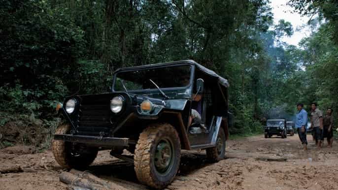 tour de 1 día en jeep desde siem reap a phnom koulen